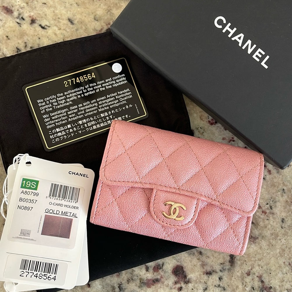 Chanel 19S Pink Iridescent O-Card Holder